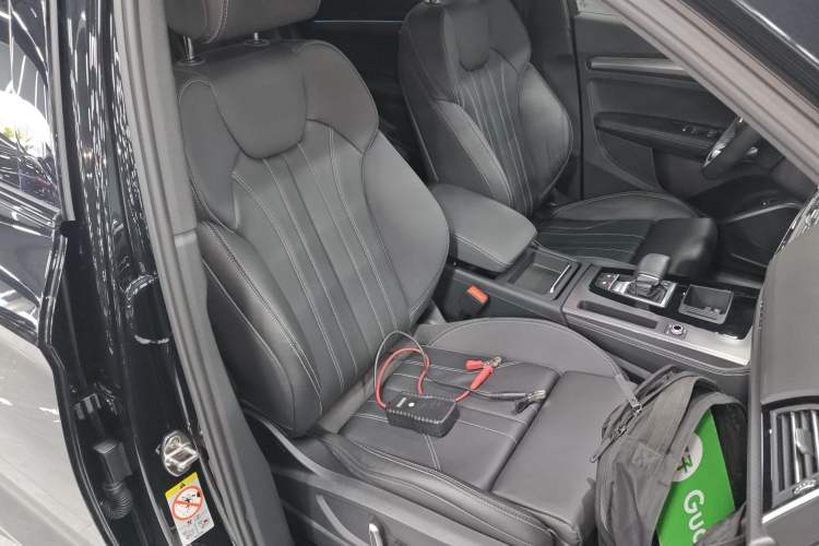 Used Audi Q5L 2024 40 TFSI Luxury Dynamic Edition Right Front Seat