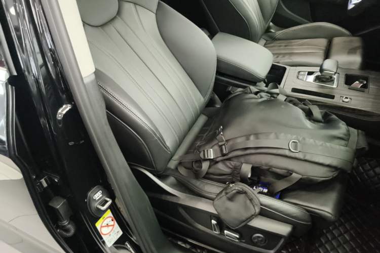 Used Audi Q5L 2024 40 TFSI Fashion Dynamic Model Right Front Seat