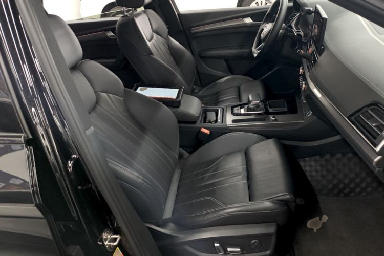 Used Audi Q5L 2024 40 TFSI Luxury Dynamic Edition Right Front Seat