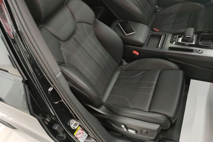Used Audi Q5L 2024 40 TFSI Luxury Dynamic Edition Right Front Seat