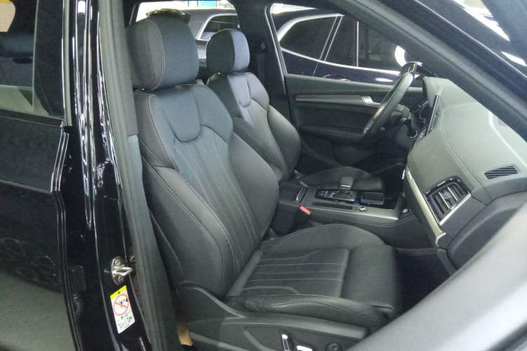 Used Audi Q5L 2024 40 TFSI Luxury Dynamic Edition Right Front Seat