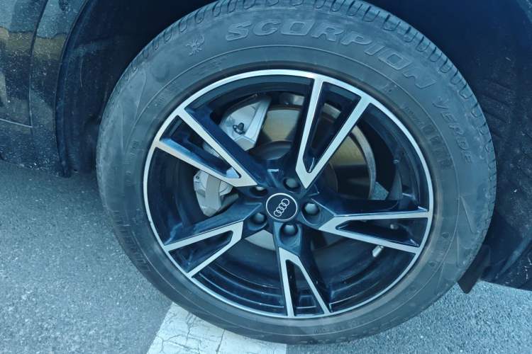 Used Audi Q5L 2024 40 TFSI Fashion Dynamic Model Right Front Wheel Hub