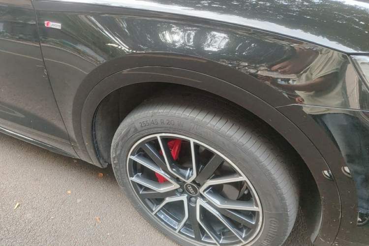 Used Audi Q5L 2024 40 TFSI Luxury Dynamic Edition Right Front Wheel Hub
