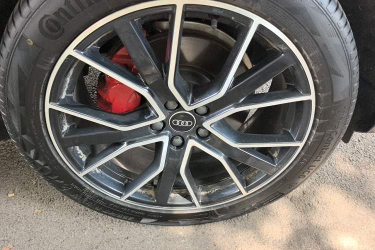 Used Audi Q5L 2024 45 TFSI Luxury Dynamic Model Right Front Wheel Hub