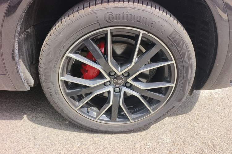 Used Audi Q5L 2024 45 TFSI Luxury Dynamic Model Right Front Wheel Hub