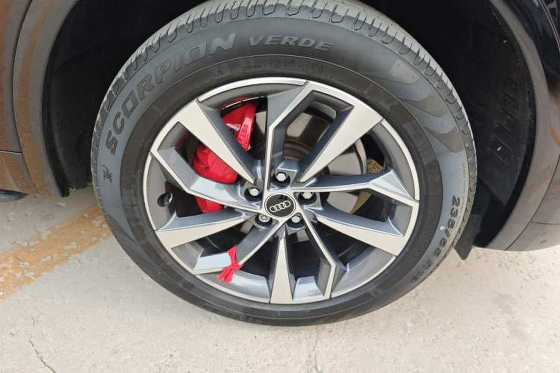 Used Audi Q5L 2024 40 TFSI Luxury Dynamic Edition Right Front Wheel Hub