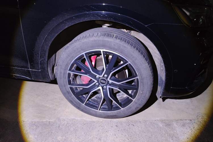 Used Audi Q5L 2024 45 TFSI Luxury Dynamic Model Right Front Wheel Hub