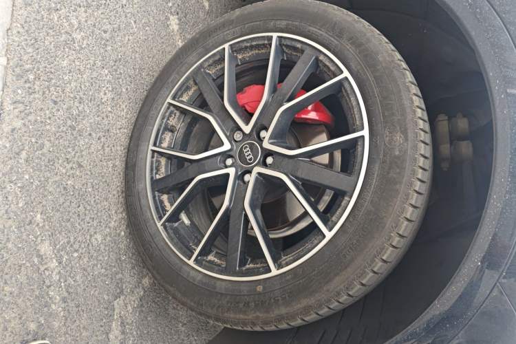 Used Audi Q5L 2024 45 TFSI Luxury Dynamic Model Right Front Wheel Hub