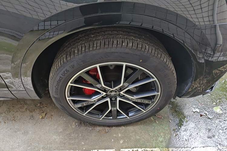 Used Audi Q5L 2024 45 TFSI Luxury Dynamic Model Right Front Wheel Hub