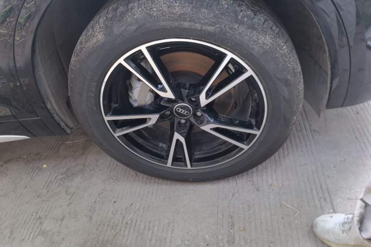 Used Audi Q5L 2024 40 TFSI Fashion Dynamic Model Right Front Wheel Hub