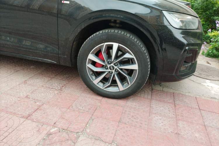 Used Audi Q5L 2024 45 TFSI Luxury Dynamic Model Right Front Wheel Hub