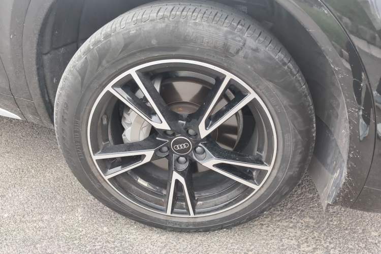 Used Audi Q5L 2024 40 TFSI Fashion Dynamic Model Right Front Wheel Hub