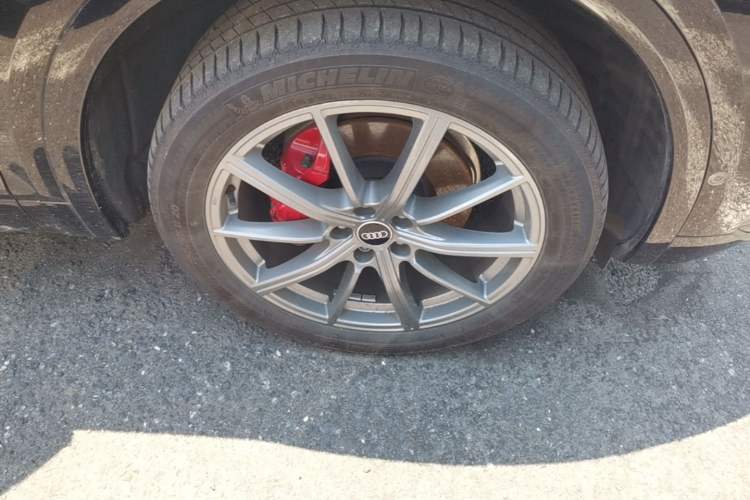 Used Audi Q5L 2024 45 TFSI Luxury Dynamic Model Right Front Wheel Hub