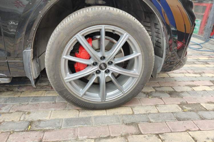 Used Audi Q5L 2024 40 TFSI Fashion Dynamic Model Right Front Wheel Hub