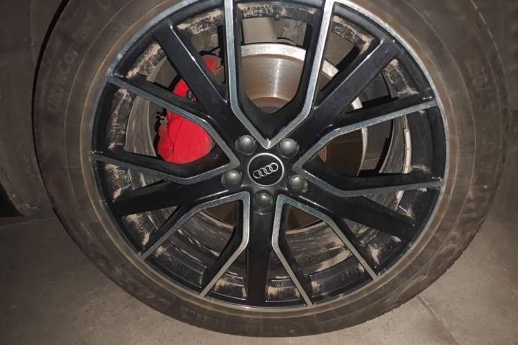 Used Audi Q5L 2024 45 TFSI Luxury Dynamic Model Right Front Wheel Hub