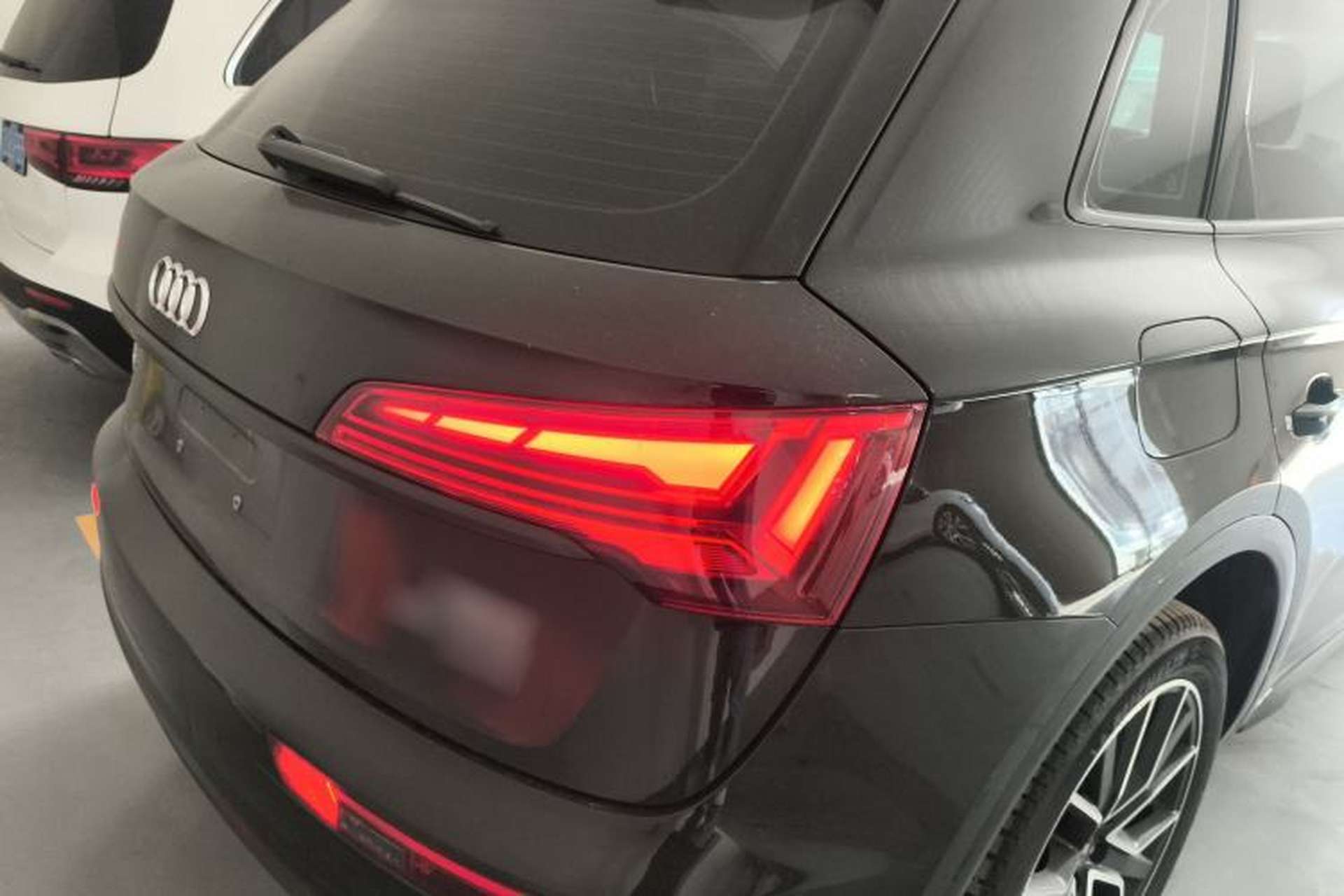 Used Audi Q5L 2024 45 TFSI Luxury Dynamic Model Right Rear Taillight