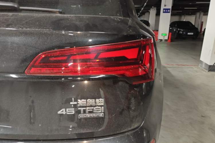 Used Audi Q5L 2024 45 TFSI Luxury Dynamic Model Right Rear Taillight