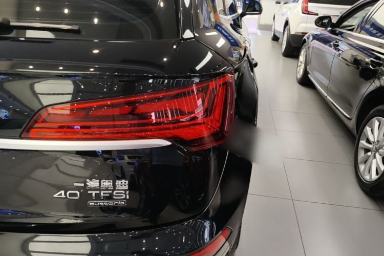 Used Audi Q5L 2024 40 TFSI Fashion Dynamic Model Right Rear Taillight