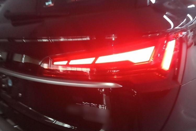 Used Audi Q5L 2024 40 TFSI Fashion Dynamic Model Right Rear Taillight