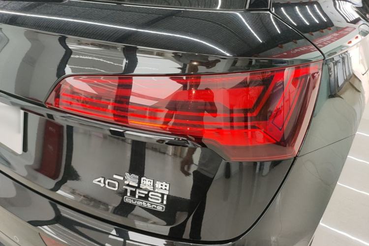 Used Audi Q5L 2024 40 TFSI Luxury Dynamic Edition Right Rear Taillight