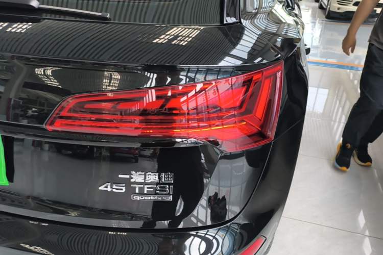 Used Audi Q5L 2024 45 TFSI Luxury Dynamic Model Right Rear Taillight