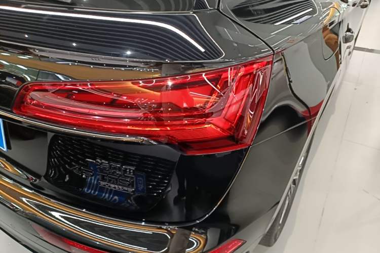 Used Audi Q5L 2024 45 TFSI Luxury Dynamic Model Right Rear Taillight