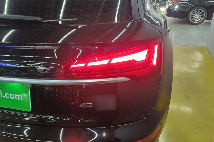 Used Audi Q5L 2024 40 TFSI Fashion Dynamic Model Right Rear Taillight