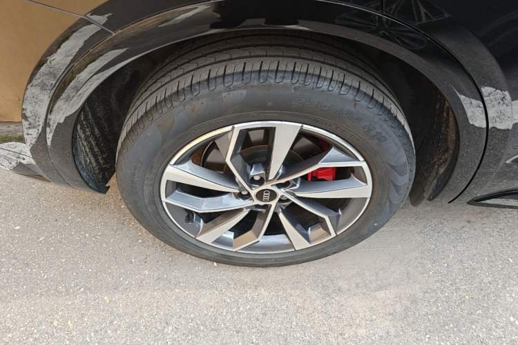 Used Audi Q5L 2024 40 TFSI Luxury Dynamic Edition Right Rear Wheel Hub