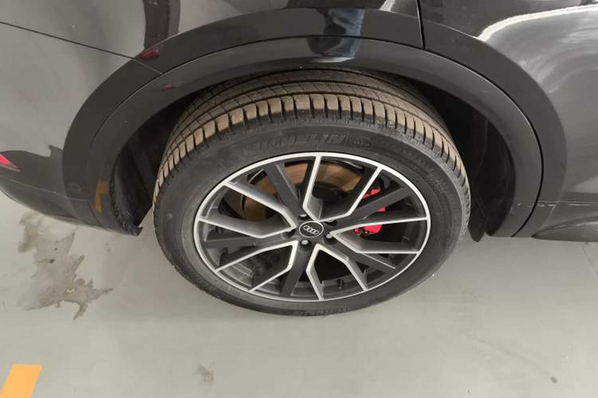 Used Audi Q5L 2024 45 TFSI Luxury Dynamic Model Right Rear Wheel Hub