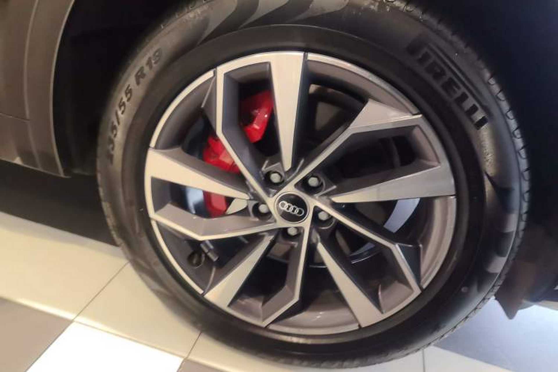 Used Audi Q5L 2024 40 TFSI Fashion Dynamic Model Right Rear Wheel Hub