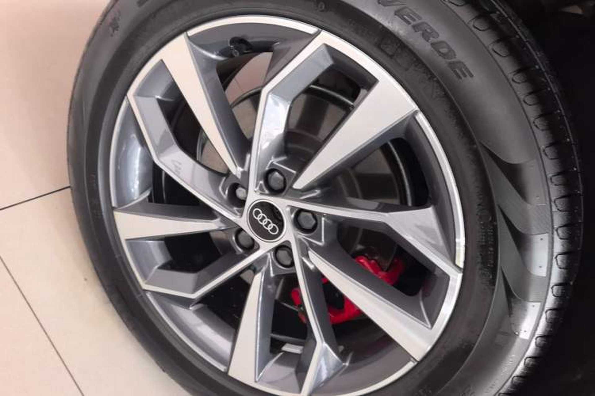 Used Audi Q5L 2024 40 TFSI Luxury Dynamic Edition Right Rear Wheel Hub