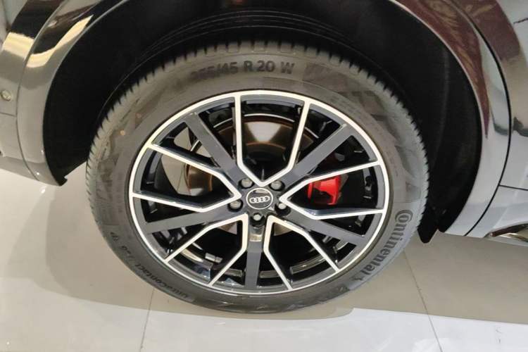 Used Audi Q5L 2024 45 TFSI Luxury Dynamic Model Right Rear Wheel Hub