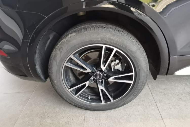 Used Audi Q5L 2024 40 TFSI Fashion Dynamic Model Right Rear Wheel Hub