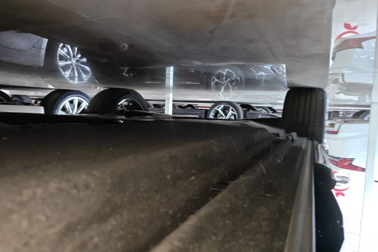 Used Audi Q5L 2024 45 TFSI Luxury Dynamic Model Right Side Sill