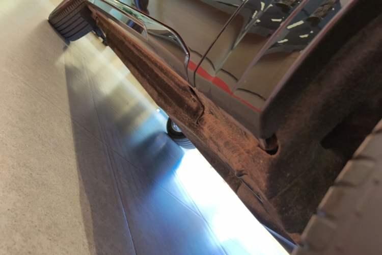 Used Audi Q5L 2024 40 TFSI Luxury Dynamic Edition Right Side Sill