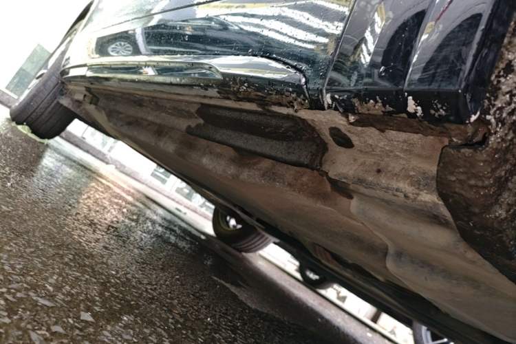 Used Audi Q5L 2024 40 TFSI Luxury Dynamic Edition Right Side Sill