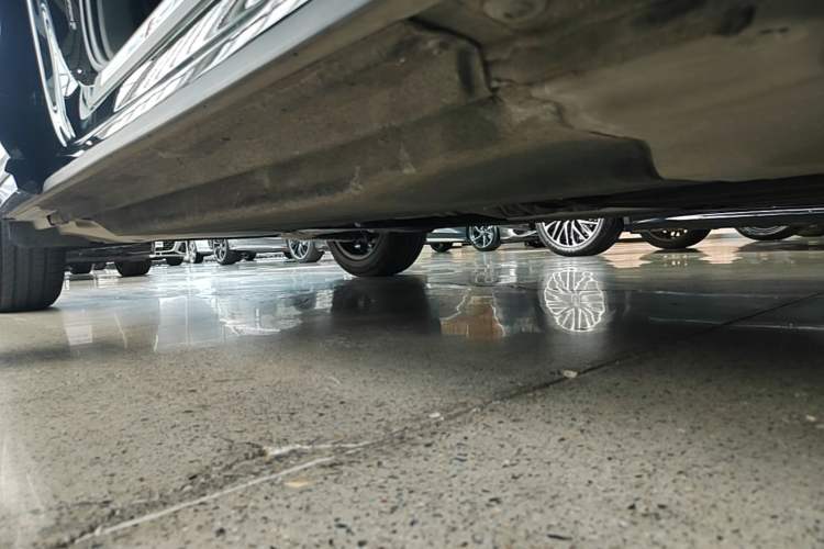 Used Audi Q5L 2024 40 TFSI Luxury Dynamic Edition Right Side Sill