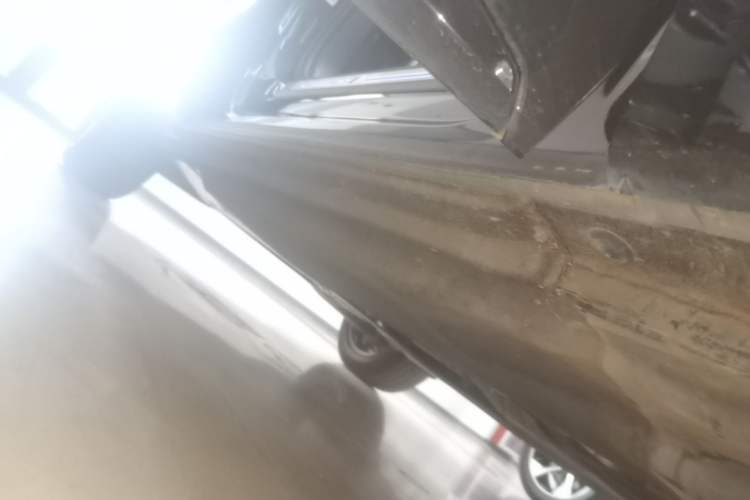 Used Audi Q5L 2024 40 TFSI Luxury Dynamic Edition Right Side Sill