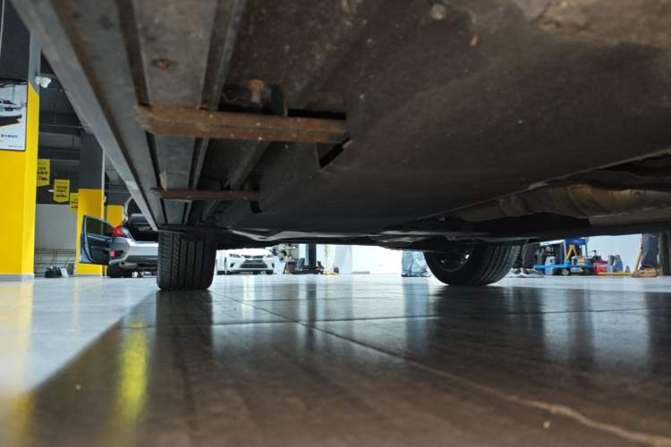 Used Audi Q5L 2024 45 TFSI Luxury Dynamic Model Right Side Sill