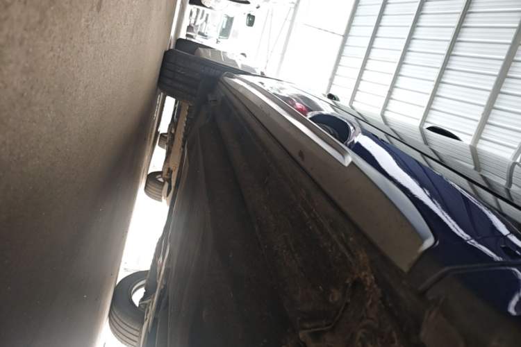 Used Audi Q5L 2024 40 TFSI Luxury Prestige Edition Right Side Sill