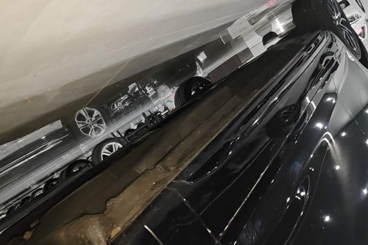 Used Audi Q5L 2024 45 TFSI Luxury Dynamic Model Right Side Sill
