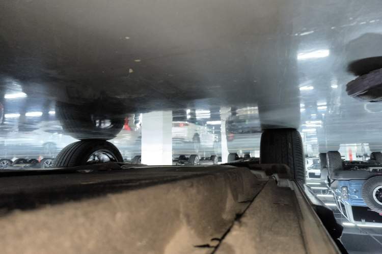 Used Audi Q5L 2024 45 TFSI Luxury Dynamic Model Right Side Sill