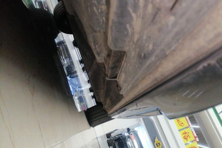 Used Audi Q5L 2024 40 TFSI Luxury Dynamic Edition Right Side Sill
