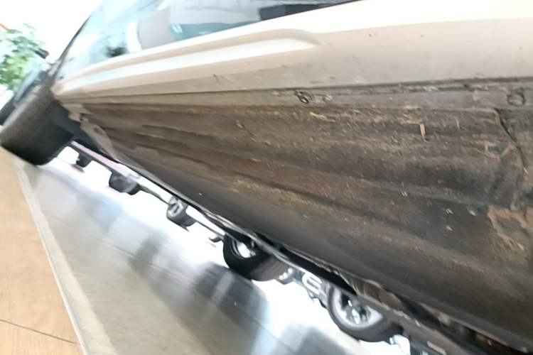 Used Audi Q5L 2024 40 TFSI Fashion Dynamic Model Right Side Sill