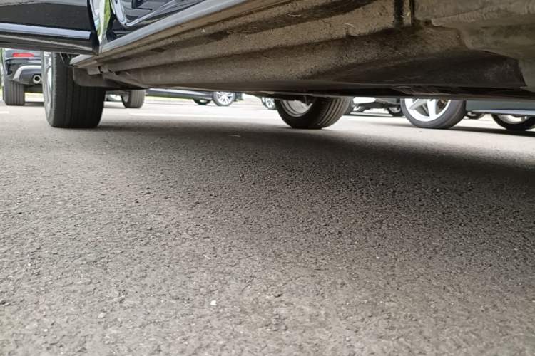 Used Audi Q5L 2024 40 TFSI Luxury Dynamic Edition Right Side Sill