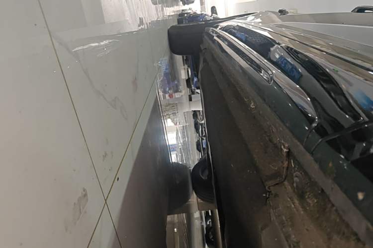 Used Audi Q5L 2024 40 TFSI Fashion Dynamic Model Right Side Sill