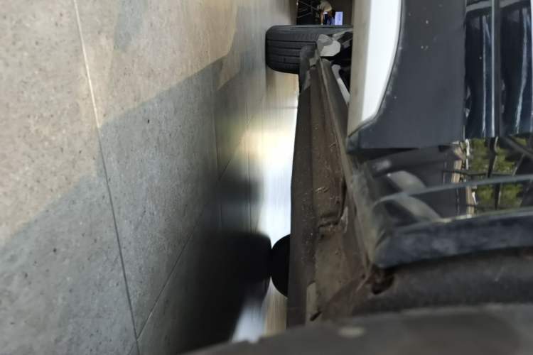 Used Audi Q5L 2024 40 TFSI Fashion Dynamic Model Right Side Sill