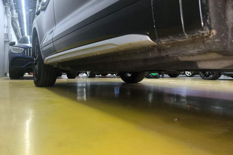 Used Audi Q5L 2024 40 TFSI Fashion Dynamic Model Right Side Sill