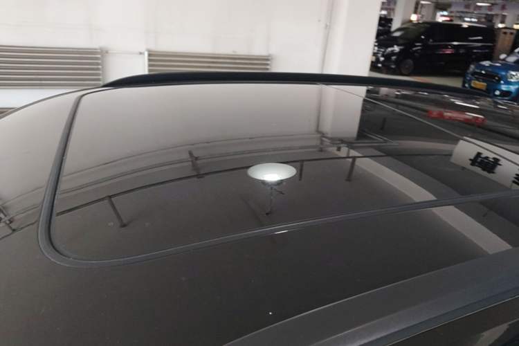 Used Audi Q5L 2024 45 TFSI Luxury Dynamic Model Roof