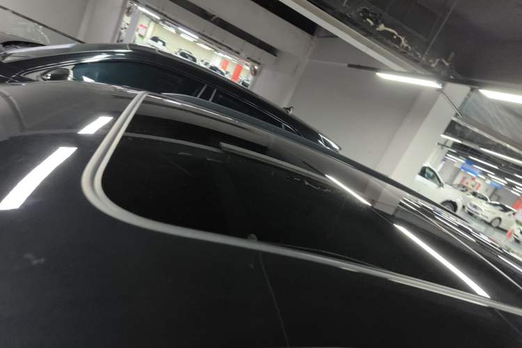 Used Audi Q5L 2024 45 TFSI Luxury Dynamic Model Roof